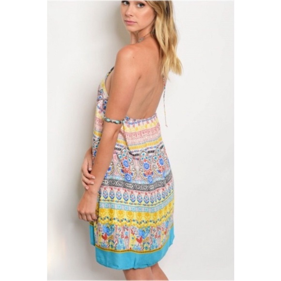 Summer Resort Style Dress - Picture 6 of 7